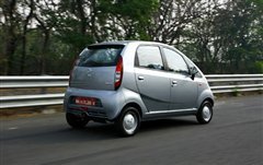 打造世界最便宜之车！海外试Tata Nano(2)