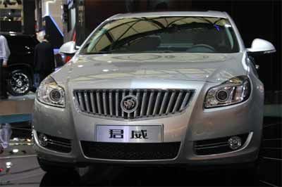 同步欧美先进科技新君威2.0T谁与争锋