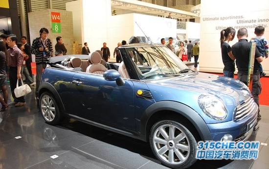 我愿意为你 10位倒贴养男人女星座驾(3)