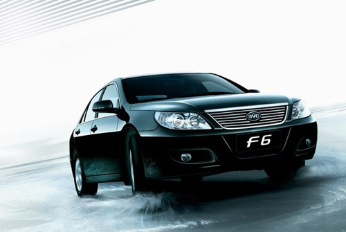 比亚迪F6新财富版上市 新增2.0尊贵型不足11万