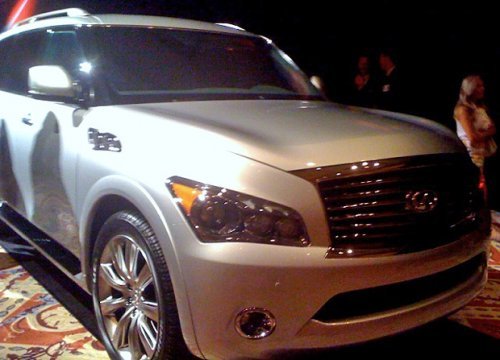 终将推出新版 2011款英菲尼迪QX56谍照