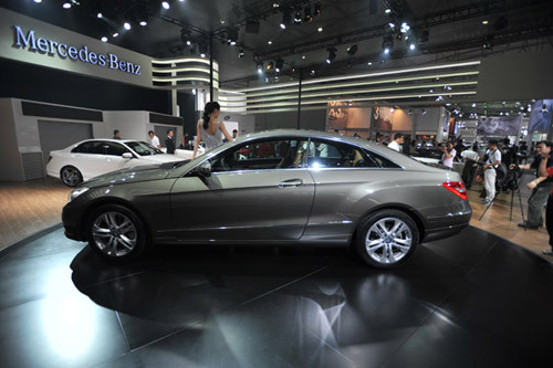 奔驰新E-coupe车型亮相成都车展 售82.2万