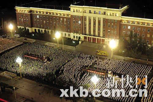 国庆期间北京交通管制 雪豹突击队亮相街头\(10\)