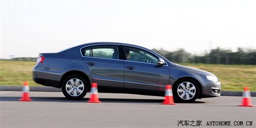 舒适/动感分明 迈腾1.8TSI+DSG漏网测试\(2\)