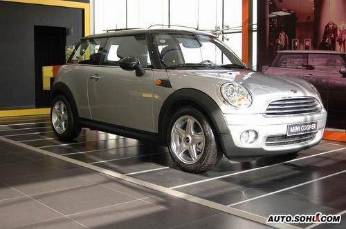 MINI Cooper优惠幅度加大 最高降价1.75万