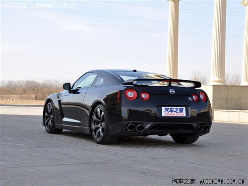 日产GT-R正式接受预定 预售价160万元