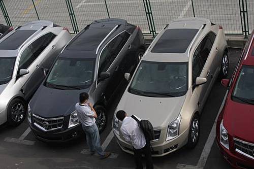 天津港口惊现大量SRX实车 凯迪拉克新车上市倒计时