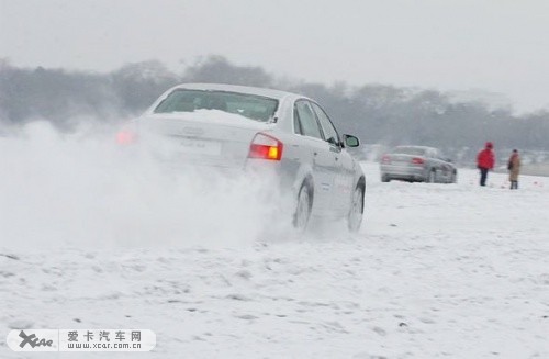 讨论:从下雪天说起 谈谈后驱车的坏毛病\(2\)