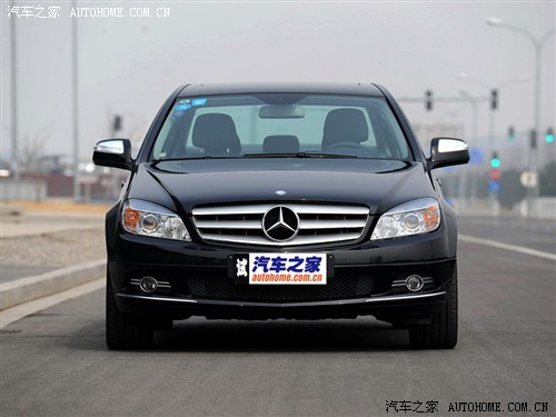 北京奔驰C200K武汉让8000元 有少量现车