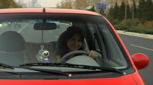 QQ短剧惊起千层网浪,明女郎演技受热议