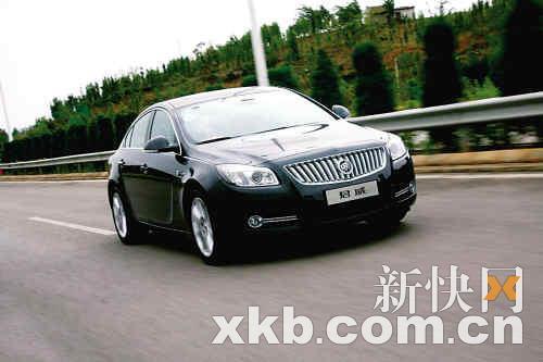 年底车市兴 5款车加价3万提车还得排队\(2\)