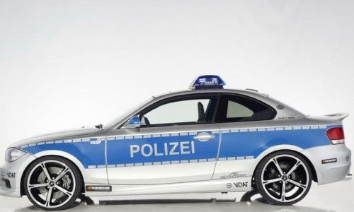 最幸福的警察 AC Schnitzer推宝马1系改装警车\(2\)