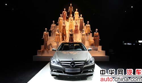 奔驰与芭莎男士联袂中国年度人物激情盛典