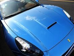 350万就够了 试驾法拉利California\(组图\)