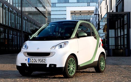 绿色的城市精灵 试驾2011款电动版smart