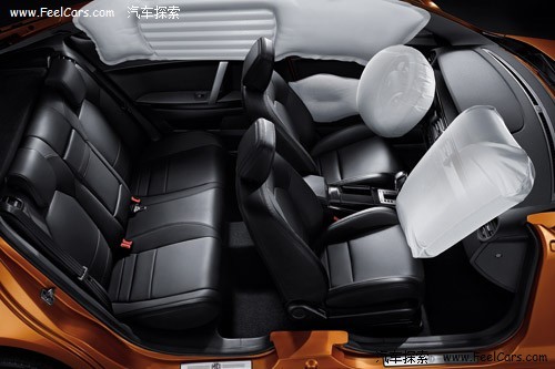 新基准轿车MG6上市 售价12.88-19.28万元