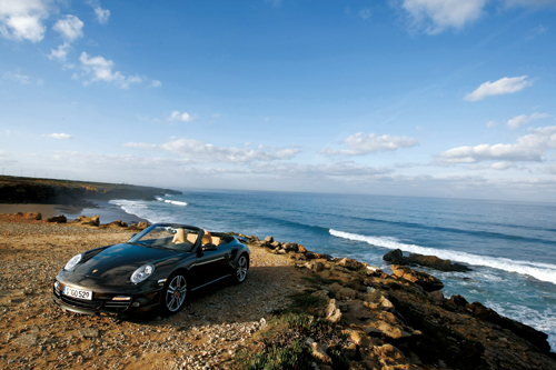 Turbo之上 试驾2010款保时捷911 Turbo