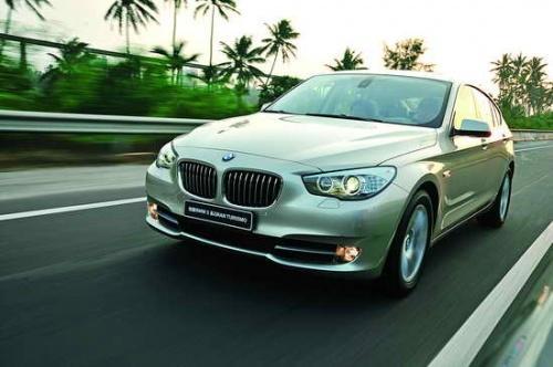 攻击手 海外试驾宝马5系GT xDrive50i