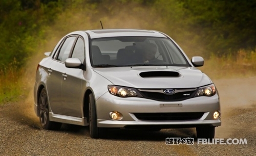 2011款斯巴鲁Impreza WRX-官方谍照\(3\)