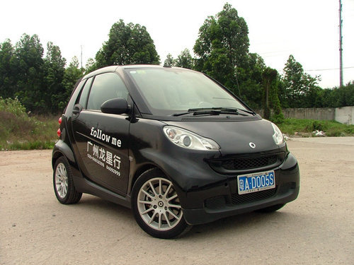 时尚精品小车 试驾smart fortwo