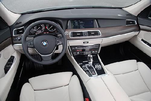 跨界新风味 试驾宝马535i Gran Turismo\(2\)