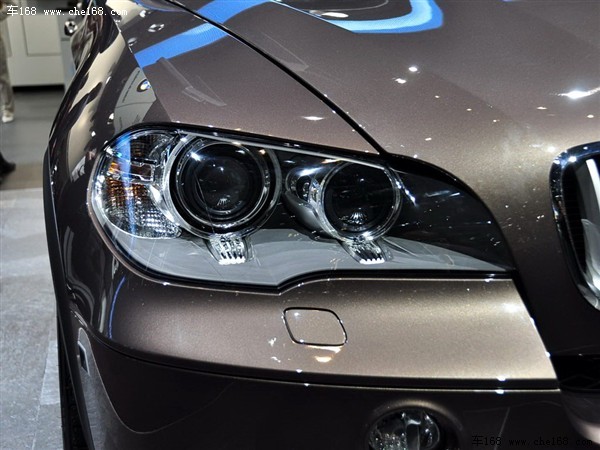 推出两款车型 新款宝马X5预计将7月上市\(2\)