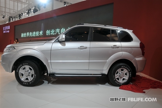 e族车展静态品车：北汽集团域胜007 SUV\(4\)