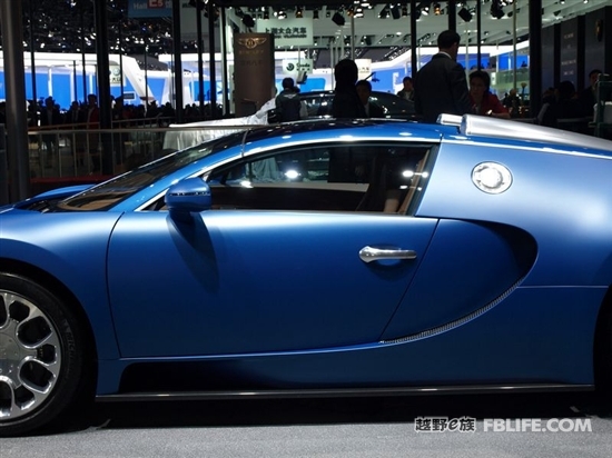 e族车展静态品车：布加迪Veyron Grand Sport\(3\)