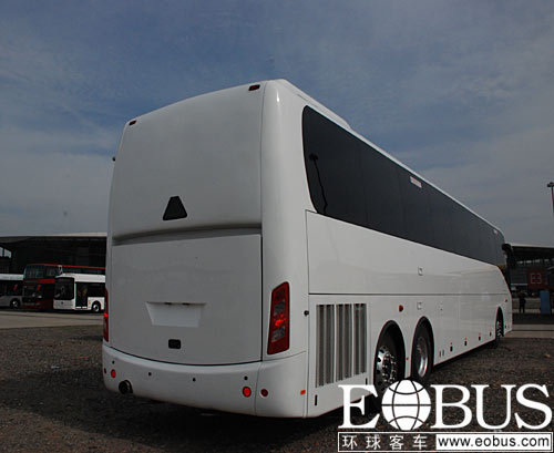 \[Busworld\] 14.5米旅游客车现身2010年上海客博会BAAV评审现场