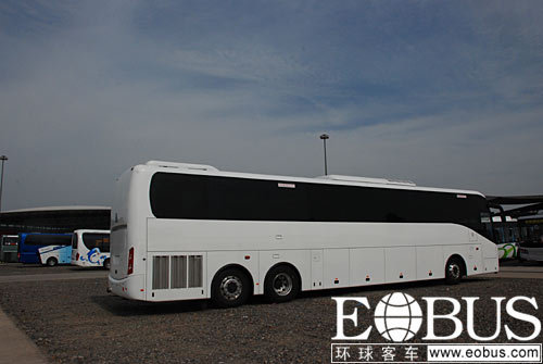 \[Busworld\] 14.5米旅游客车现身2010年上海客博会BAAV评审现场