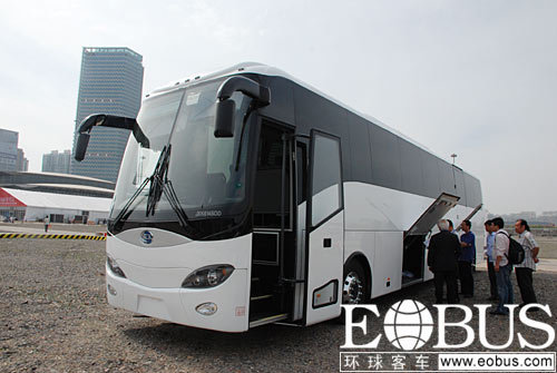 \[Busworld\] 14.5米旅游客车现身2010年上海客博会BAAV评审现场