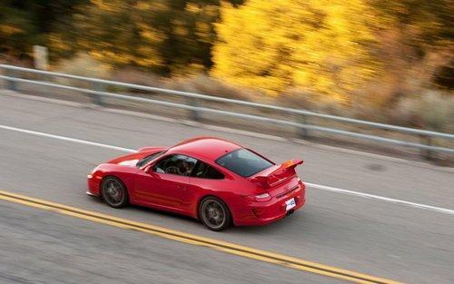 致力于驾驶激情 海外试驾保时捷911 GT3\(2\)