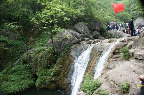 东风本田郑州联席会爱行天下 云台山爱心之旅圆满结束\(2\)