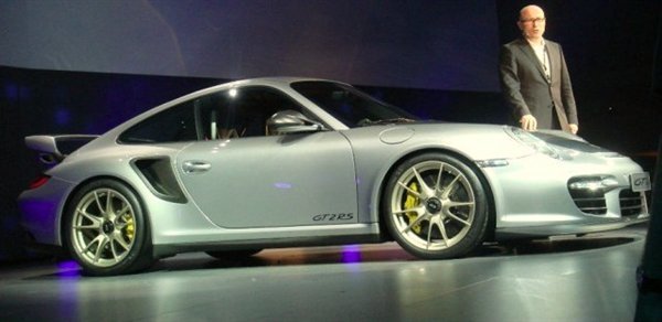 全球限量300台 保时捷新911 GT2 RS曝光