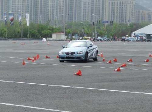 济南大友宝2010 BMW 3行动选拔赛告捷