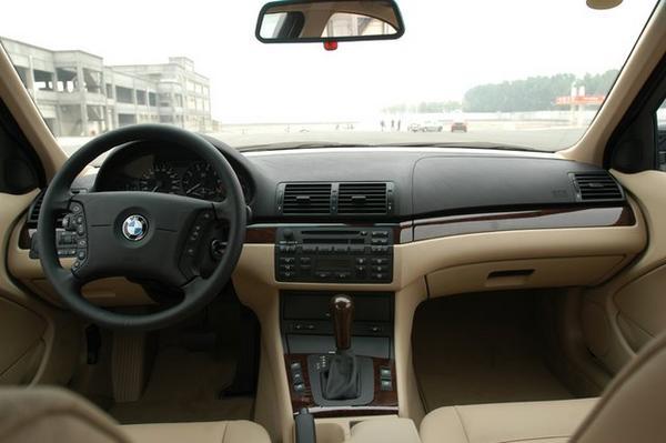 婚车计划 买BMW3系送一个3系车队