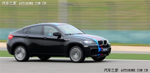 感受M力量 赛道体验BMW M驾驶培训课程\(4\)