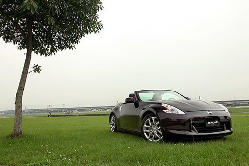 如此优美视觉！试驾日产370Z Roadster