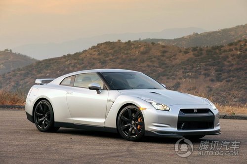 2012款日产GT-R明年上市 功率超500马力