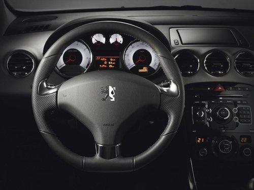 直逼高尔夫GTI 标致308 GTi正式发布!