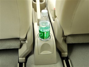 大空间家用MPV 全面评测日产骊威2010款\(2\)