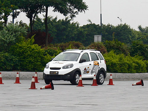 专业车手和你一起玩转瑞麒精品小车