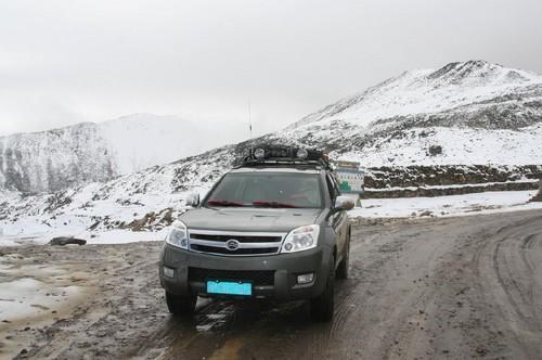 雪域高原自驾游 去西藏开什么车最合适