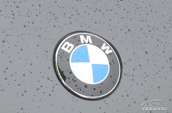 宝马7系的尊贵享受 PCauto实拍BMW750Li\(2\)