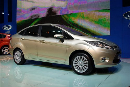 北京现代瑞纳市场前瞻 面临3款同级别竞争车型(3)