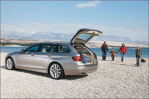 新BMW 5 SERIES TOURING谁说商务不休闲