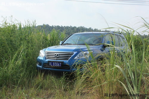 柔情汉子 顶级越野车雷克萨斯LX570试驾(4)