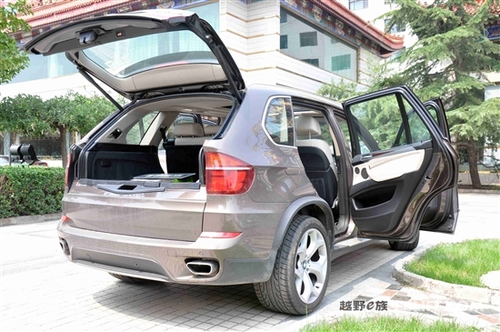 新BMW X5，e族试“马”(6)