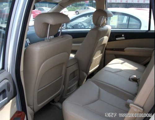 荣威首款SUV W5上市在即 多图谍照曝光