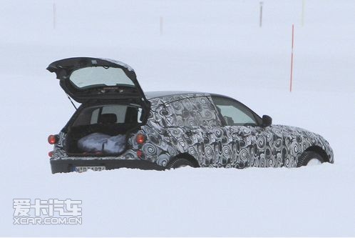 雪地测试开始 曝新款宝马1系测试谍照